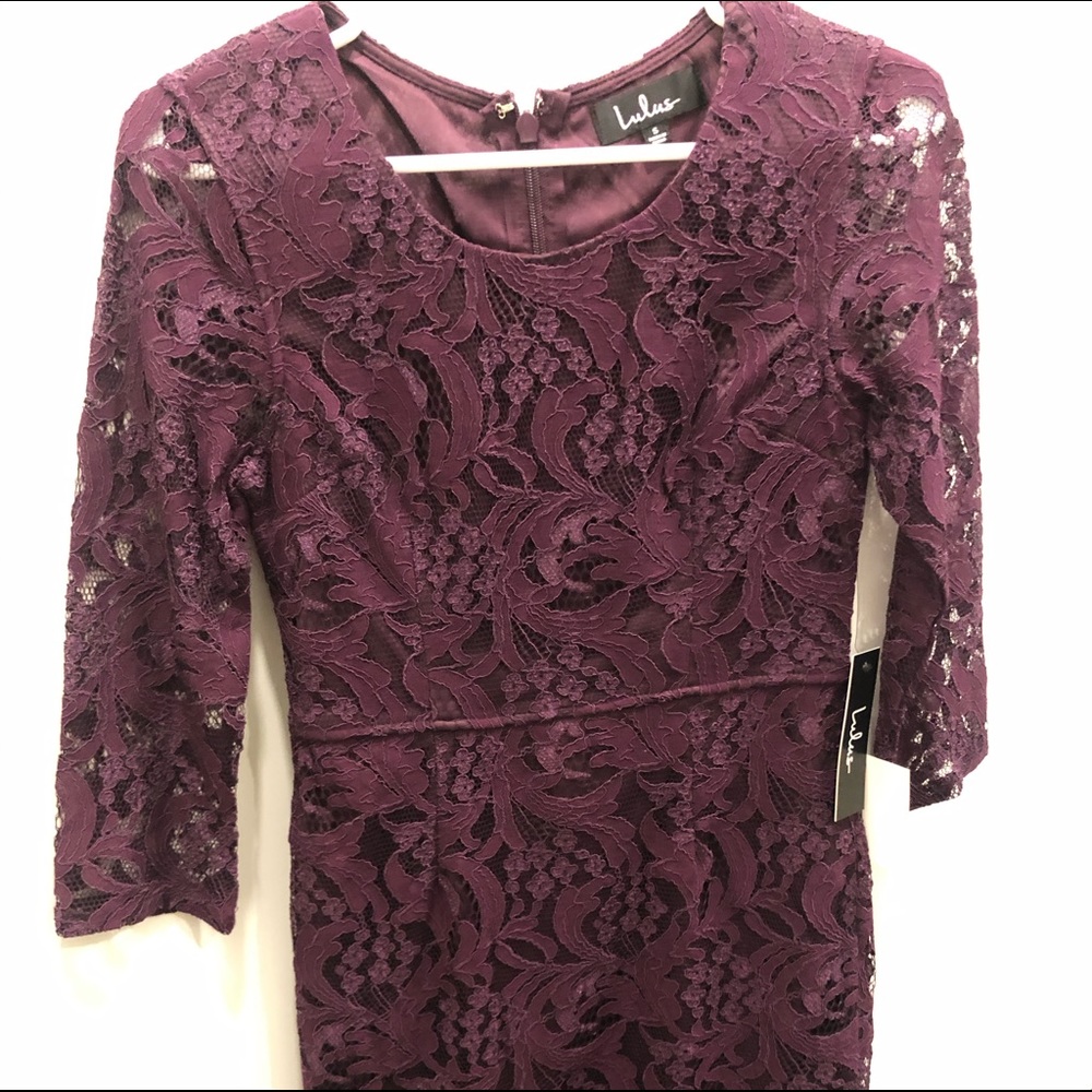 Short LuLu’s lace dress with 3/4 sleeves